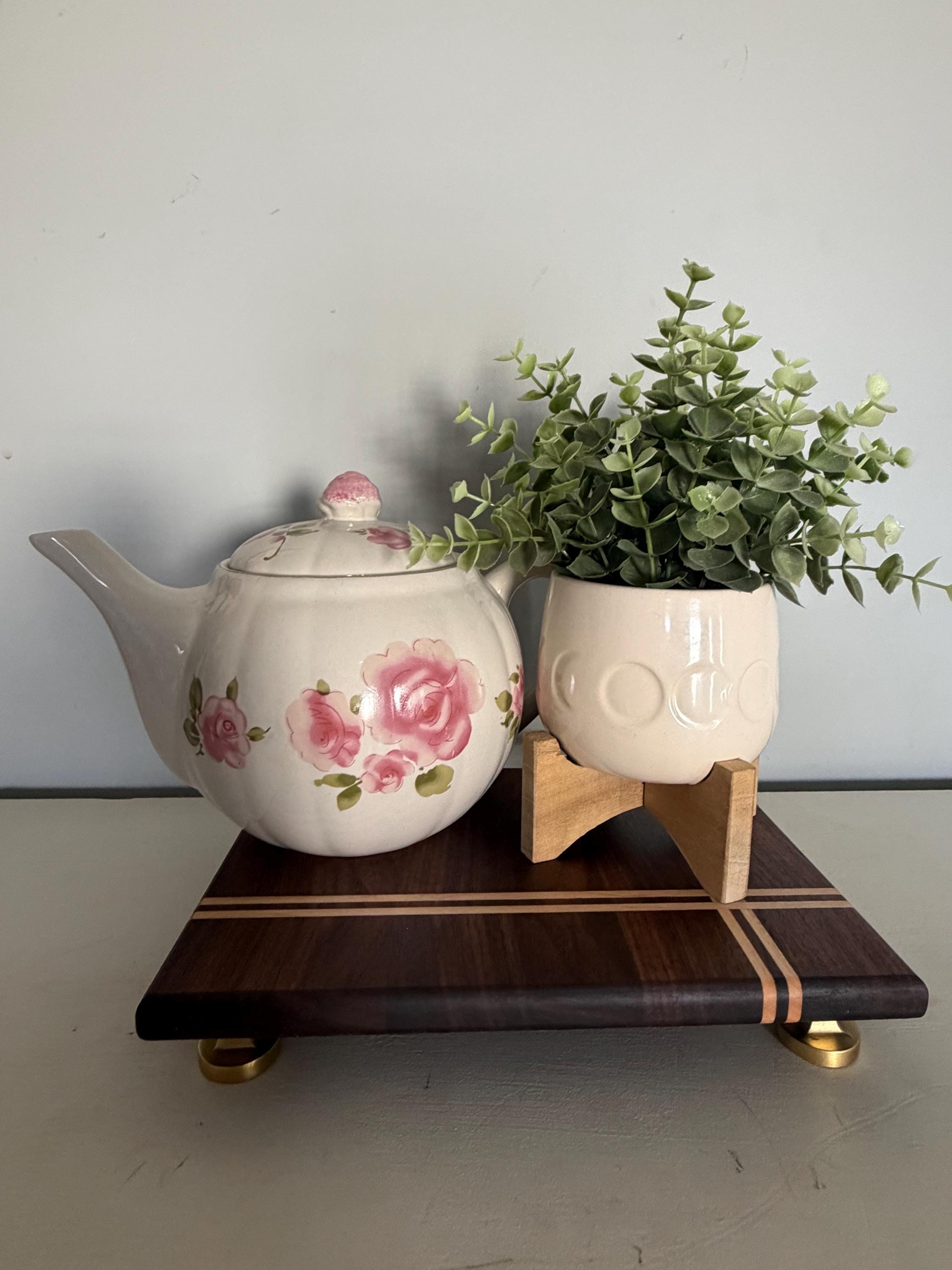 Handmade wooden centerpiece with maple detail.