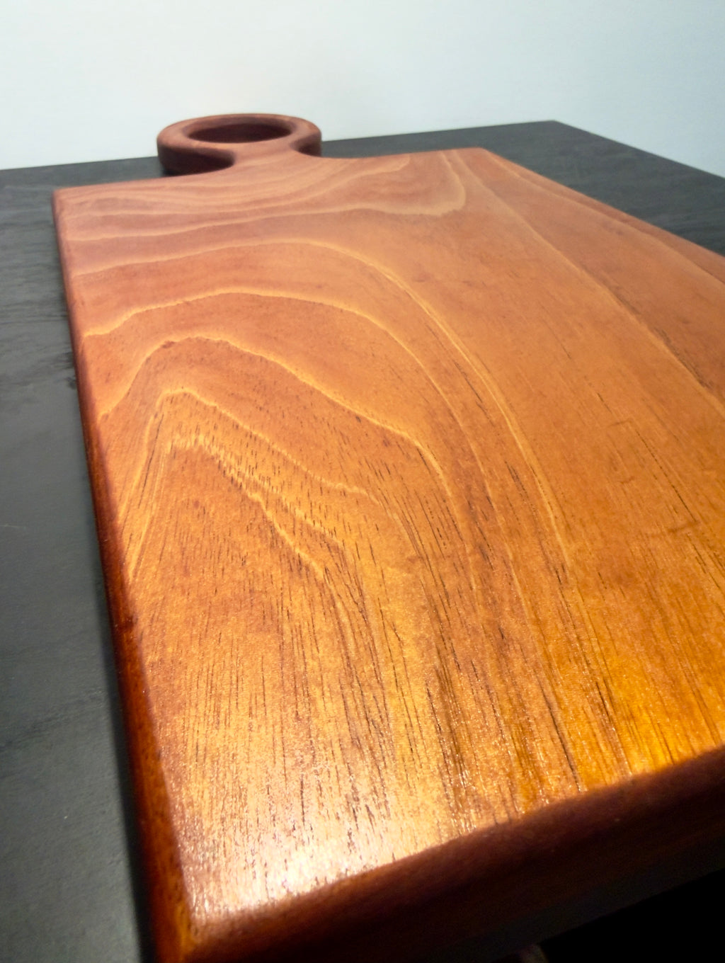 Honduran Mahogany Cutting Board.